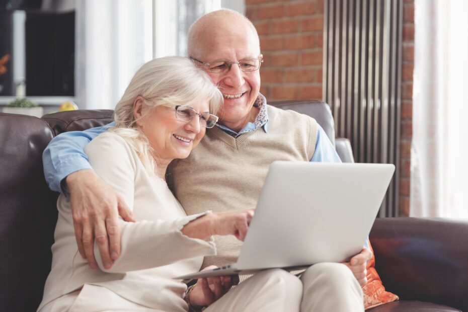 Smart Microbusiness Ideas Helping Early Retirees Build Stable Income in 2026